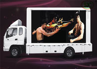 Le camion d'affichage à LED De camion de mobile de P5mm SMD 2121 a monté des points de l'écran 40000 de LED/sqm