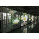 Centre commercial annonçant l'affichage à LED transparent de P3.91 -7,82 pour l'usage mené par Digital d'affichage d'écran de mur de verre sur Wndow