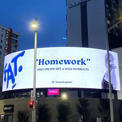 Installation fixe extérieure écran LED SMD affichage P10 écran LED publicitaire