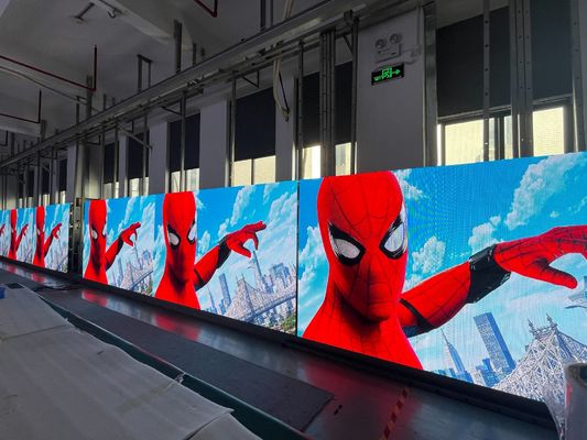 Bon prix Cabinets d'intérieur de haute résolution de l'écran 480X640mm de P2.5 LED pour la salle de cinéma de cinéma en ligne
