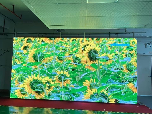 Écran à LED en aluminium en extérieur à coulée sous pression IP65 Chipset couleur complète 1/4 Mode d'analyse 7500cd/Sq Lumière