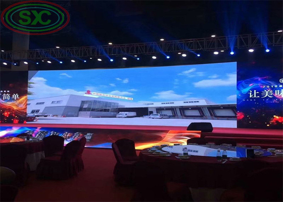 Immense écran LED en aluminium moulé sous pression 500*1000 cm affichage LED intérieur panneau publicitaire LED