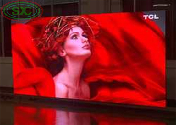 Immense écran LED en aluminium moulé sous pression 500*1000 cm affichage LED intérieur panneau publicitaire LED