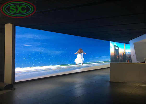 Écran LED à couleur haute résistance à l'intérieur P4 LED installation fixe murale pour les spectacles intérieurs