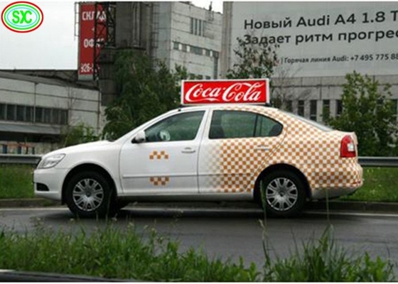 Affichage de panneaux LED imperméable à l' eau, écran plein couleur extérieur sur le toit du taxi double face