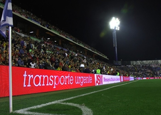 P10 Périmètre du stade Affichage LED à couleur complète 3000Hz 1R1G1B 320x160mm