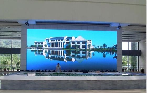 Bon prix Écran mural vidéo intérieur en pleine couleur P4 haute définition High Pixel 2x3m LED Video en ligne