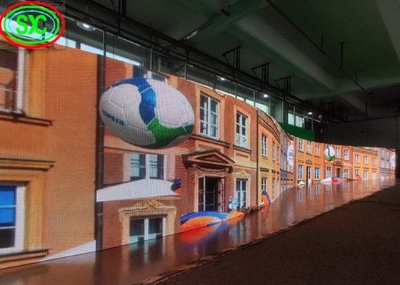 Bon prix Panneaux d'affichage flexibles menés d'intérieur fins 3 de courbe de la haute définition d'affichage du lancement P2 de pixel dans 1 en ligne