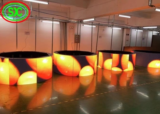 Écran LED suspendu à l' intérieur, écran de location à LED à couleur 3 ans de garantie