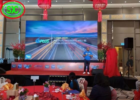 Écran LED de location intérieur couleur P3.91mm, mur vidéo avec contraste 3000:1