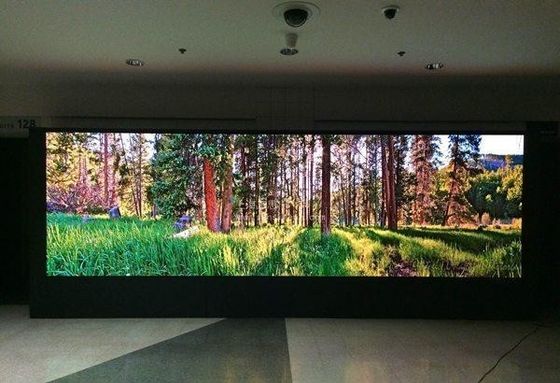 Écran de mur vidéo LED intérieur SMD 2121 P4 transparent pour événements / publicité