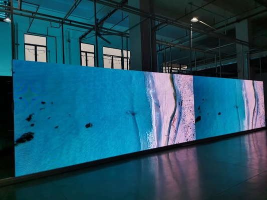 Taux de rafraîchissement de 3840 Hz P3.91 Affichage en couleurs entières Location d'écran LED mobile