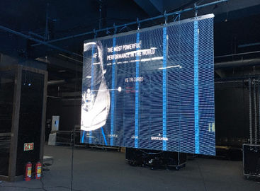 IP30 hd Écran LED transparent intérieur P5.21 Densité de pixels 36864 points / m2 Écran vidéo transparent