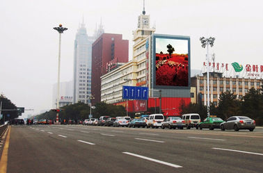 P8 Panneaux d' affichage extérieurs LED Densité de pixels 15625, Publicité numérique LED Affichage publicitaire écran LED