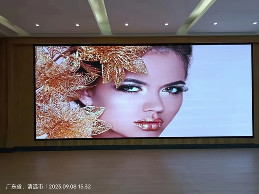 Affichage LED à couleur intégrale à l'intérieur de 250*250 mm avec mode de numérisation 1/16