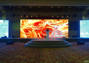 P4 SMD LED écran en aluminium moulé / écran LED mural vidéo multicolore intérieur, garantie 3 ans