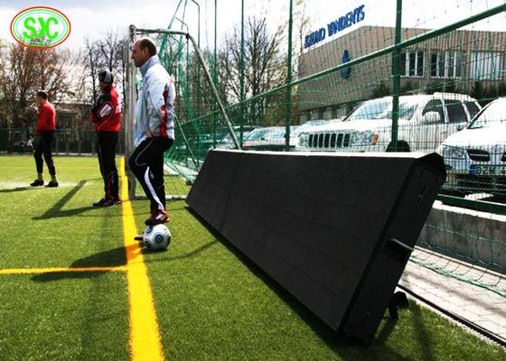 Écran LED extérieur pour stade P8 avec pas de pixel de 8 mm, luminosité de 6500 cd/m² et indice d'étanchéité IP65