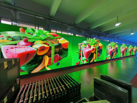 Location d'un écran LED RGB à l'intérieur d'un écran LED à l'intérieur d'un écran LED