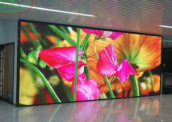 Bon prix Affichage LED intérieur SMD, 3,91 mm haute fréquence de rafraîchissement en ligne