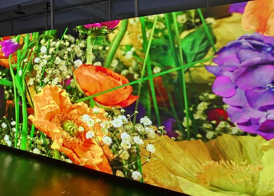 Écran LED intérieur de 2 mm, mur vidéo haute résolution pour la publicité dans les centres commerciaux