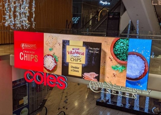 Écran LED publicitaire en fer, affichage LED plein couleur à l'extérieur, adapté aux rues et aux rues commerciales