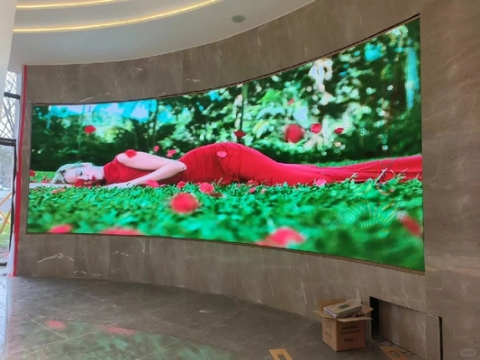 Affichage à LED ultra-éclaté et sans tache 22478 pixels/m2