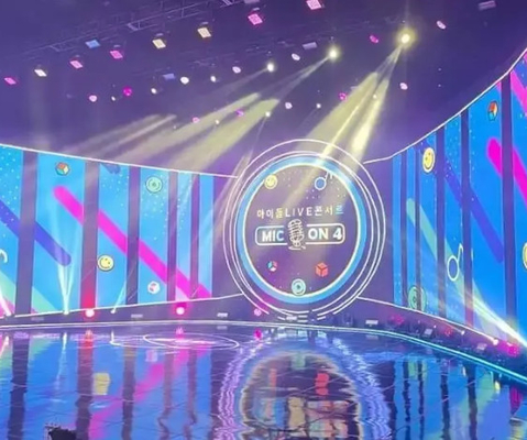 Paroi vidéo Smd2121 Scène LED Extérieur Location Écran LED Panneau d'affichage 3 ans de garantie