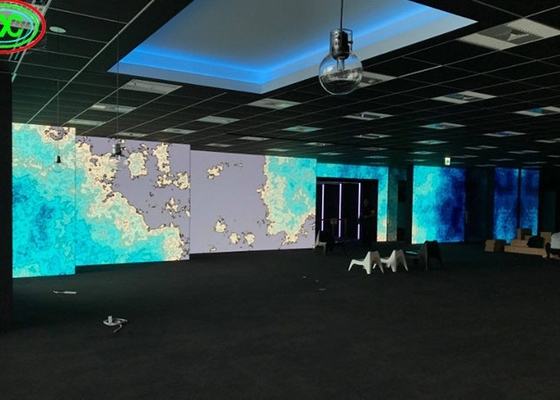 Intérieur Ultra-Clear Small Pitch P1.667 afficheur LED 3840HZ Taux de rafraîchissement SMD 1010 DC 5V