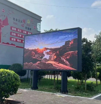 Super imperméable à l' eau DIP346 Extérieur Full Color LED écran en aluminium moulé sous pression