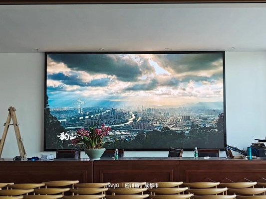 Écran de location Boîte de fer / Location Ultra HD personnalisable Petite hauteur intérieur Affichage LED pleine couleur avec grand angle de vision