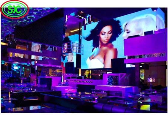 IP34 P2 Affichage LED de location 1/32 Affichage HD 128*64 Résolution intérieure Pour les centres commerciaux