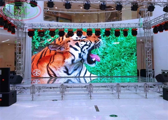 Location de petite hauteur ultra-mince P2.604 Scène LED intérieure Mur vidéo Full Color Ultra HD