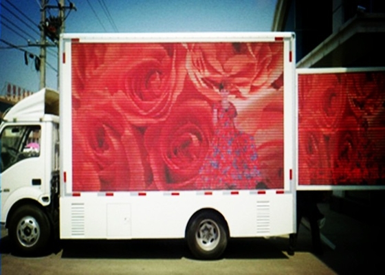 Affiche de circulation P5 imperméable à l'eau HD Module d'affichage LED flexible Écran camion Publicité Mur vidéo