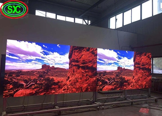 Écran d'affichage LED publicitaire P3.9 pour le centre commercial