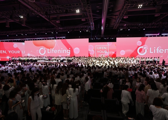 P2.6 P3.91 P4.81COB Écran LED extérieur Publicité Location Panneau d'écran LED intérieur Mur vidéo Pantalla