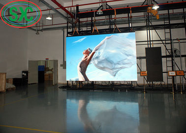 Location de camions mobiles en couleur P2.6 Location d'écran LED intérieur Stade HD