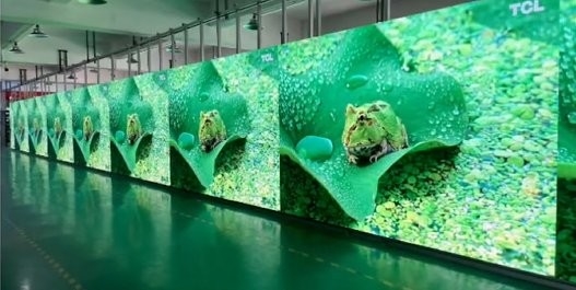 Écran de mur vidéo LED intérieur P4 couleur complète Économie d'énergie pour la salle de réunion de l'église