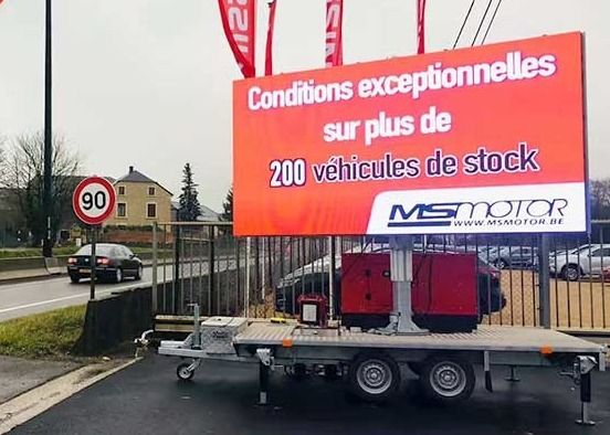 Panneau d'affichage à LED en plein air en couleur