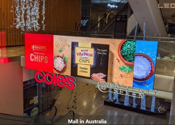 Location d'un écran LED plein couleur suspendu extérieur pour les centres commerciaux et les stades
