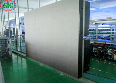 Full Color Outdoor SMD3535 LED Billboard 320 mm X160 mm Taille du module 40000 points / mètre carré