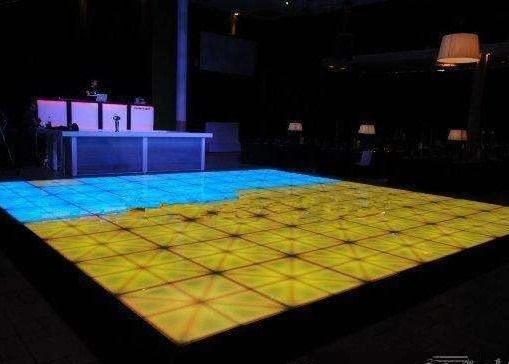 Bon prix Plancher de danse LED avec étiquette client, effet lumineux et système de contrôle DMX512 en ligne