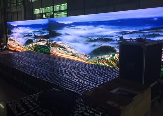 HD Full Color SMD Écran LED Intérieur P5 1/16 Mode d'analyse Convient pour les affiches publicitaires