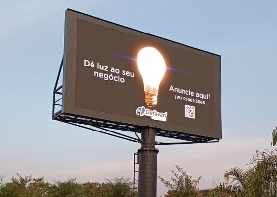 Publicité intérieure Écran LED suspendu RGB Location P4 étanche, divertissement, haute résolution