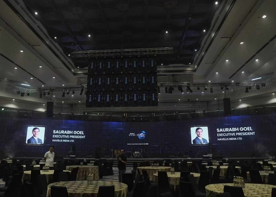 HD Location Flexible Flicker Free P10 LED Display Box 1/4 Mode de numérisation IP67