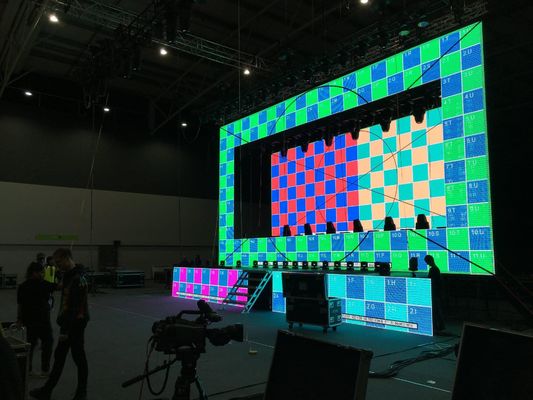 CoB P2.5 Smd1515 RGB Full Color LED Die-Casting Écran d'aluminium standard à usage fixe