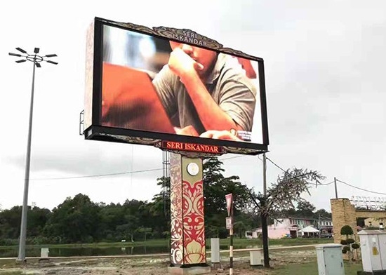 Affichage LED plein couleur extérieur P10 Écran à piliers IP65 Grand format 1/4 Mode de numérisation