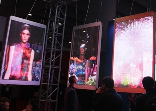 Installation en aluminium sous pression Écran à module souple imperméable à l'eau HD personnalisable P20 affichage LED Mur vidéo