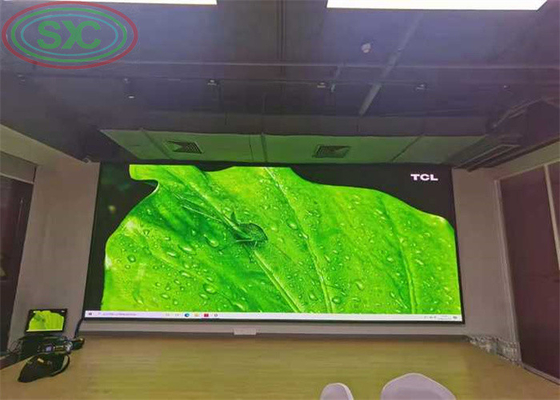 Affichage LED plein couleur étanche à l'eau en extérieur P20 DIP Box avec une performance en couleurs réaliste