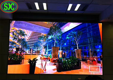 P8 IP65 Location / Encastrement en aluminium sous pression Moniteur LED de scanner en mode grand 1/4 Résolution 40*20mm