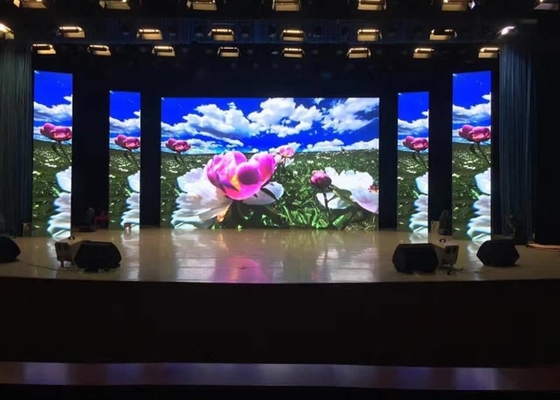 Écran ultra-clair à grande échelle en couleur P3.91 Écran LED transparent à taux de rafraîchissement élevé 3840HZ